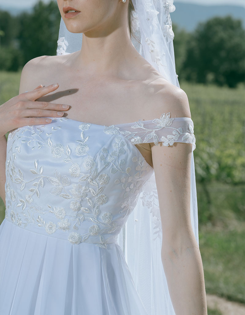 Robe-line-robemariee robe de mariée sur mesure élia